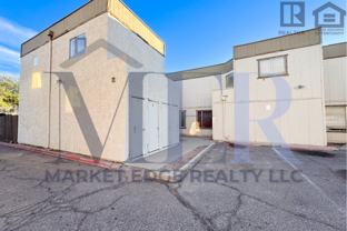 1765 - Photo 1 of 1