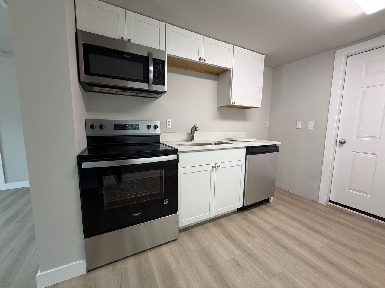 2109 Se 45th Ter - Photo 4 of 9