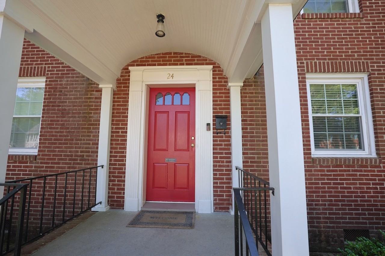 24 Brandon Rd - Photo 6 of 50