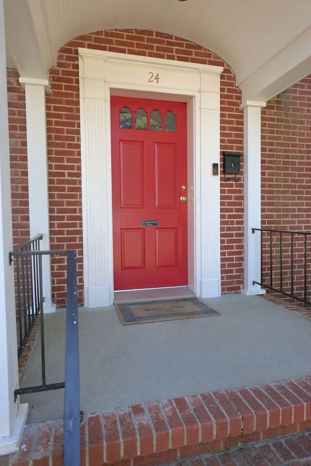 24 Brandon Rd - Photo 7 of 50
