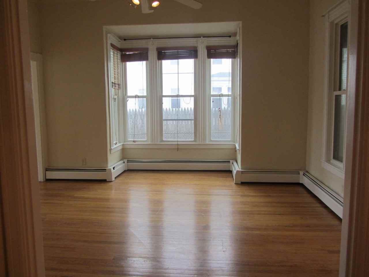 157 Alfred St - Photo 6 of 11