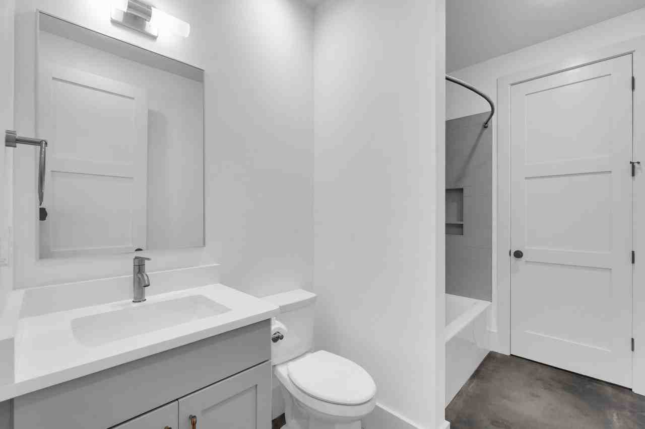 708 Anderson Rd - Photo 5 of 19