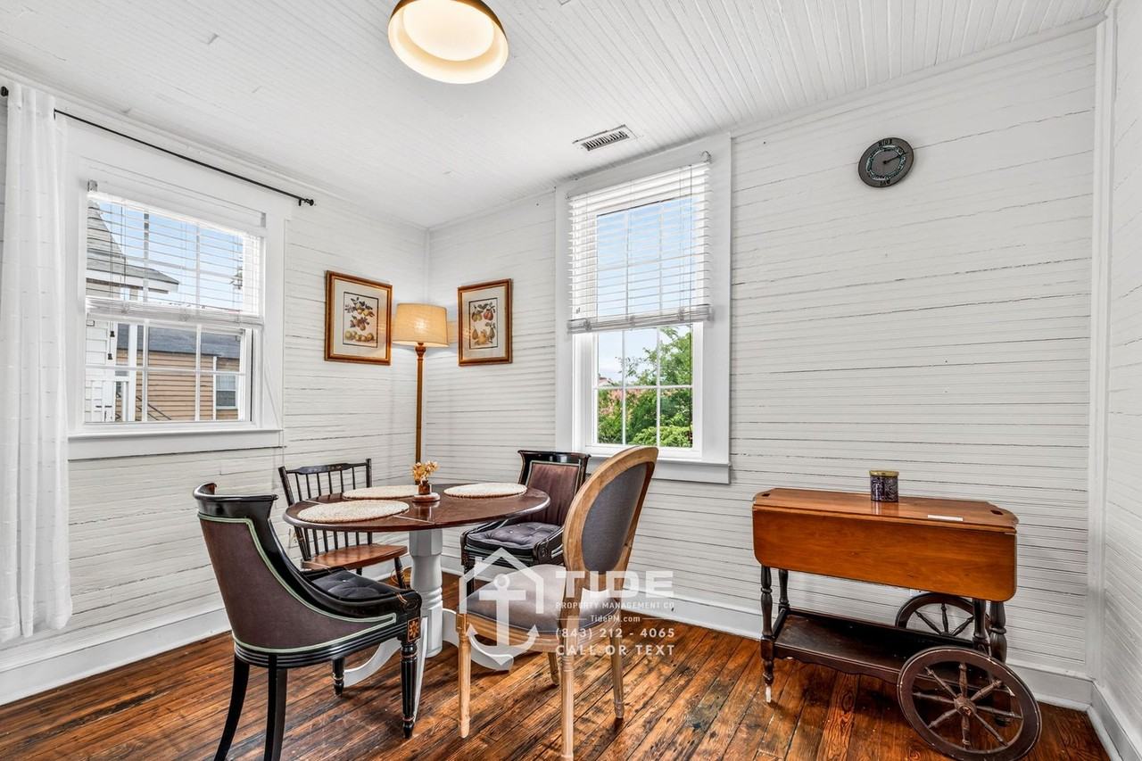 107 Line St - Photo 7 of 21