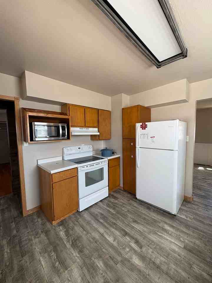 1518 7th Ave Nw - Photo 6 of 18