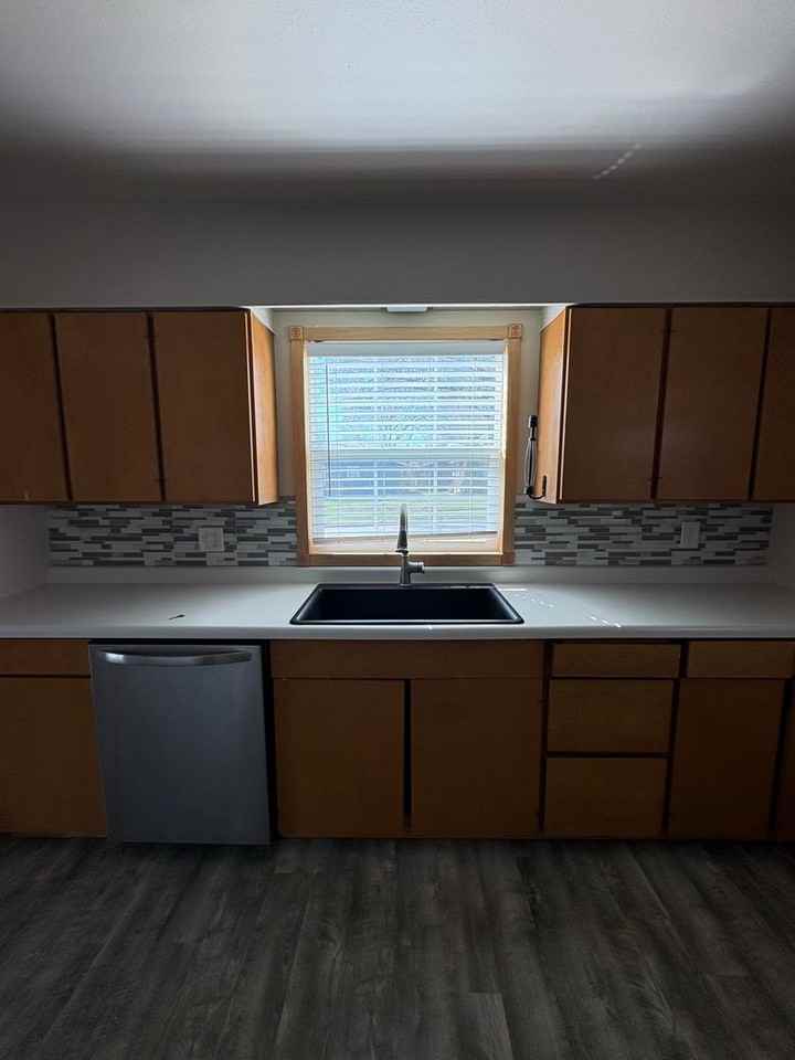 1518 7th Ave Nw - Photo 7 of 18