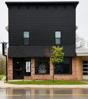 featured image of 123 S Michigan St
