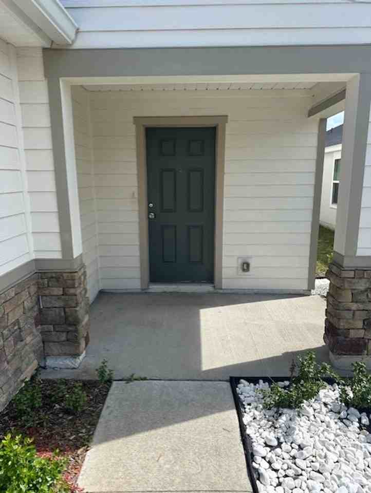 9670 Freefall Rd - Photo 3 of 32