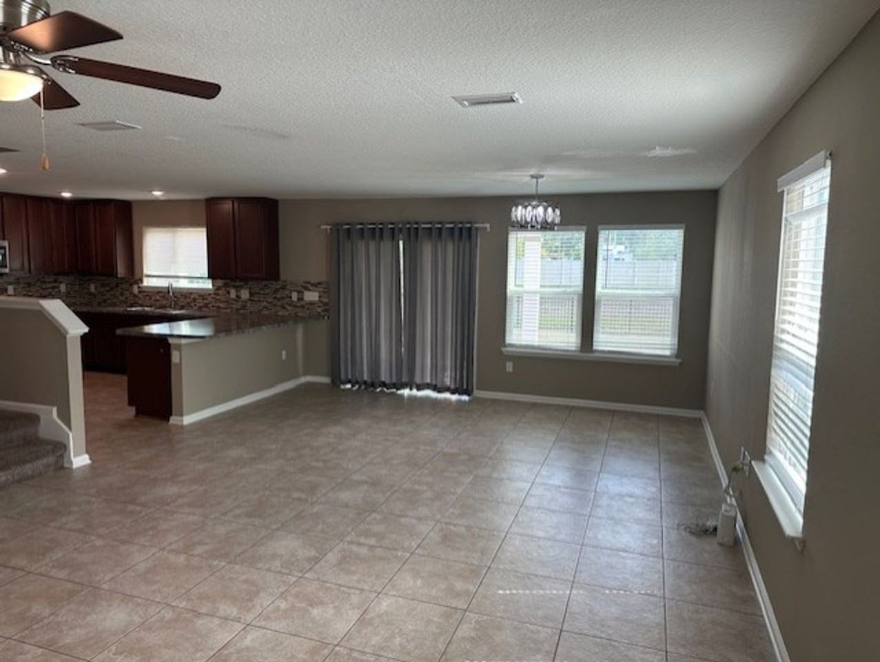 9670 Freefall Rd - Photo 7 of 32