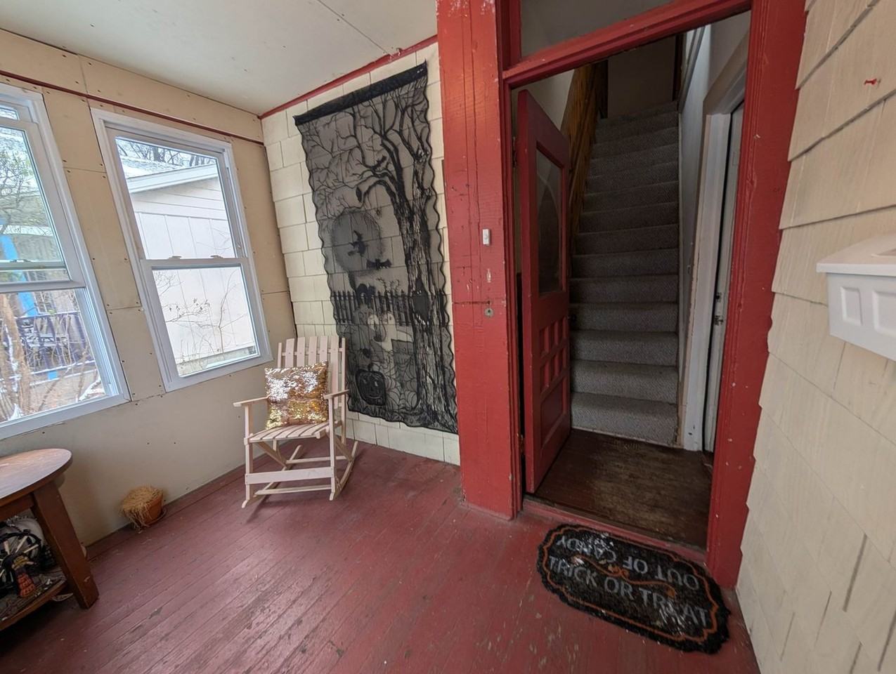 612 7th St Se - Photo 2 of 18