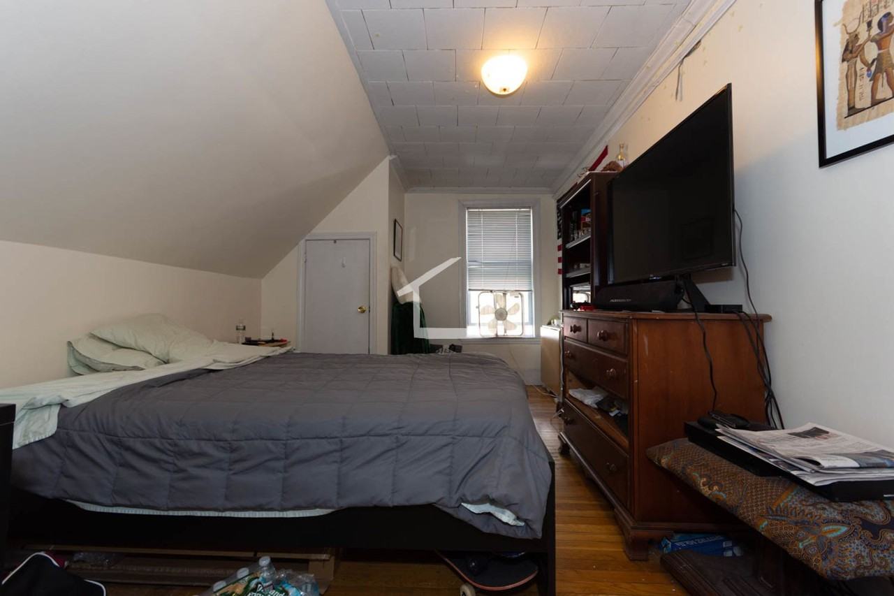 52 Brainerd Rd - Photo 2 of 10