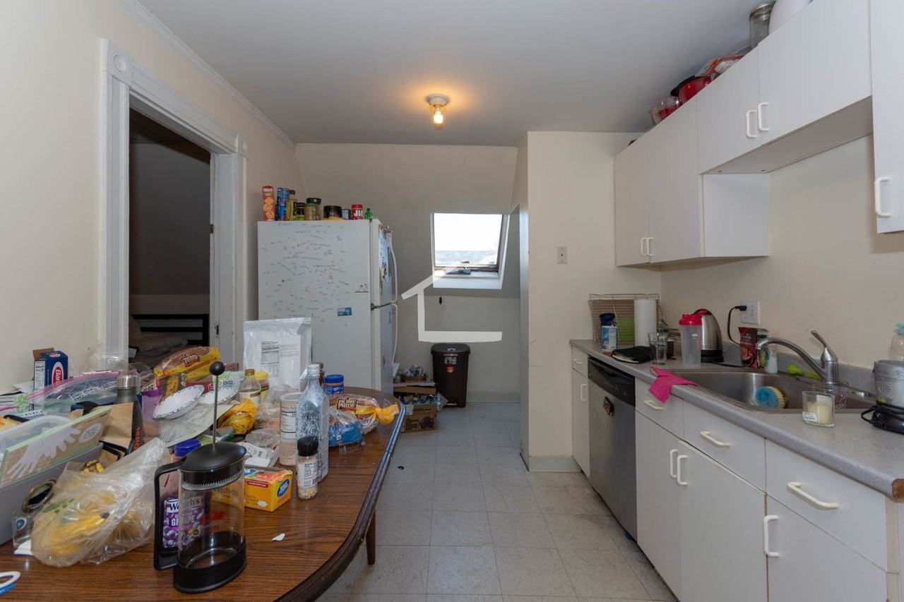 52 Brainerd Rd - Photo 5 of 10