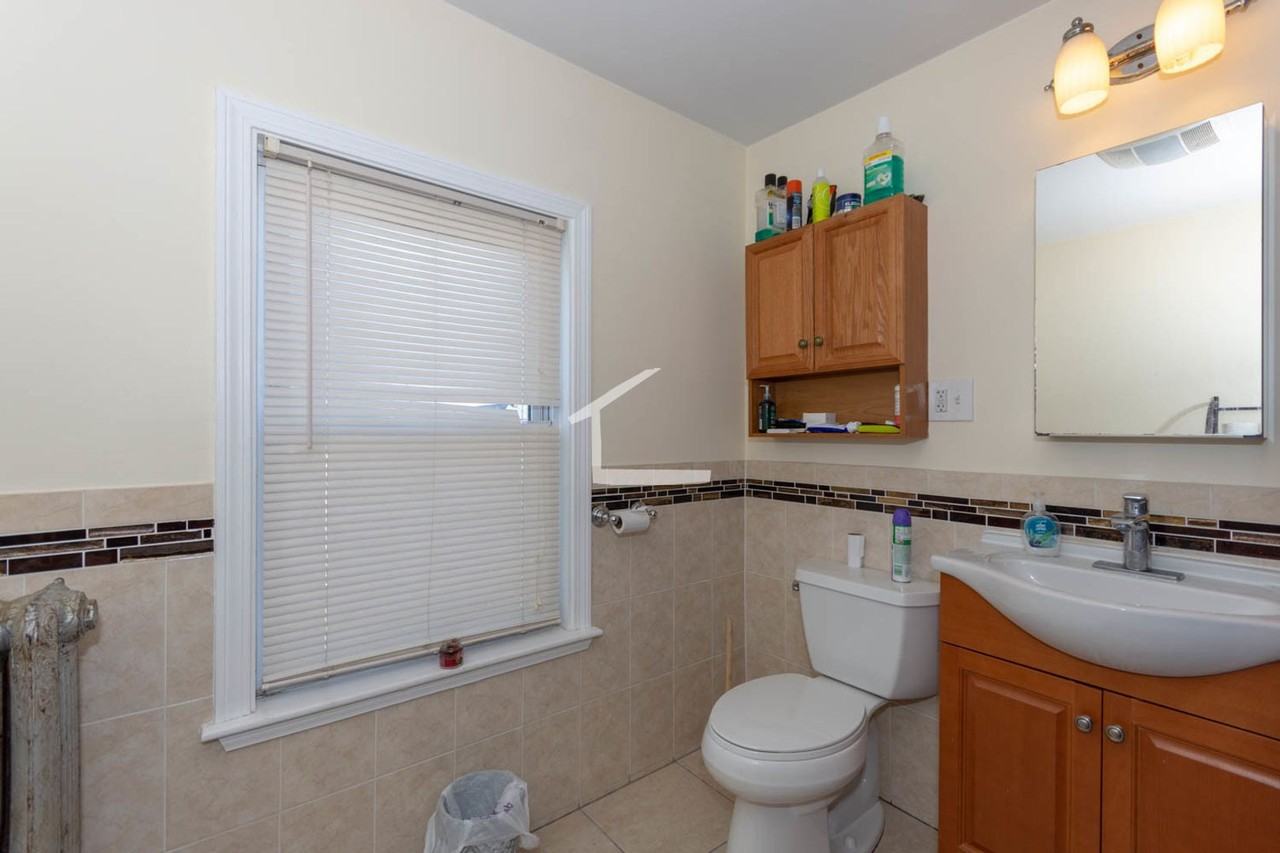 52 Brainerd Rd - Photo 6 of 10