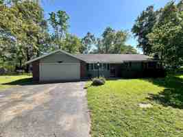 featured image of 340 Hillcrest Dr