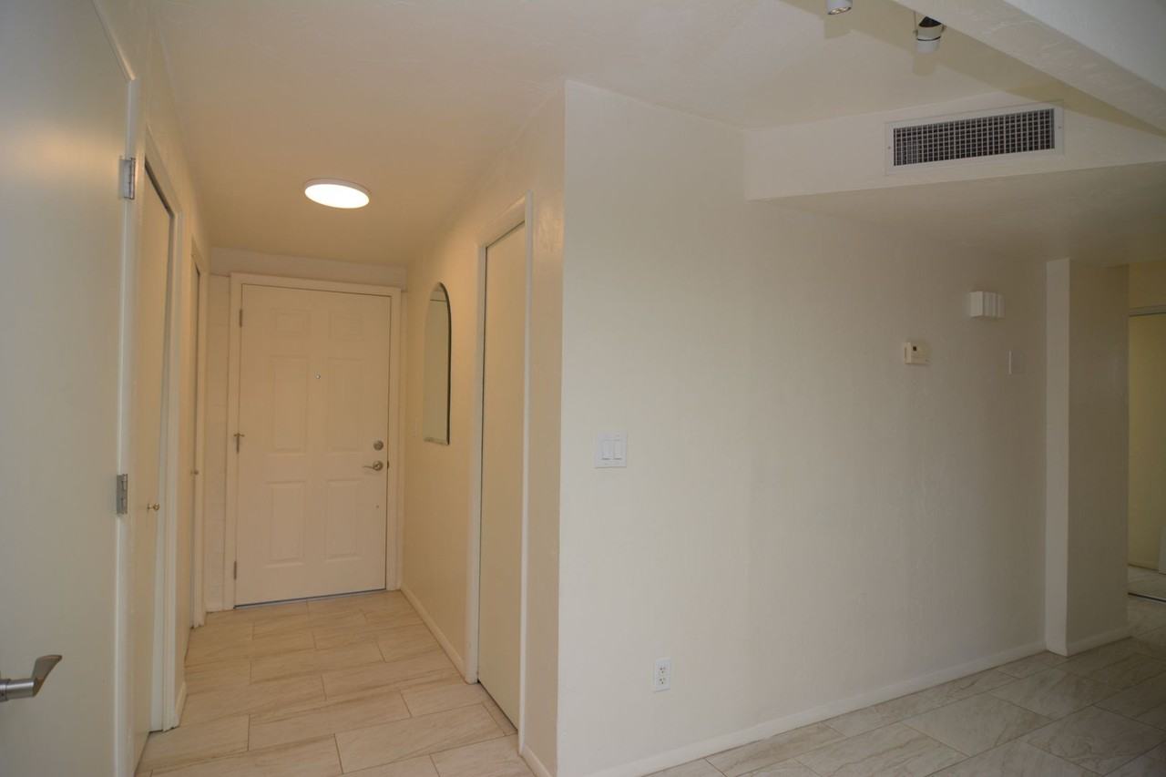 3892 S Evergreen Ave - Photo 2 of 16