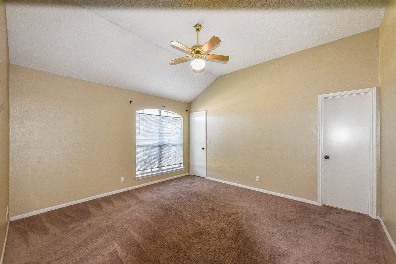 3507 Christie Dr - Photo 6 of 24
