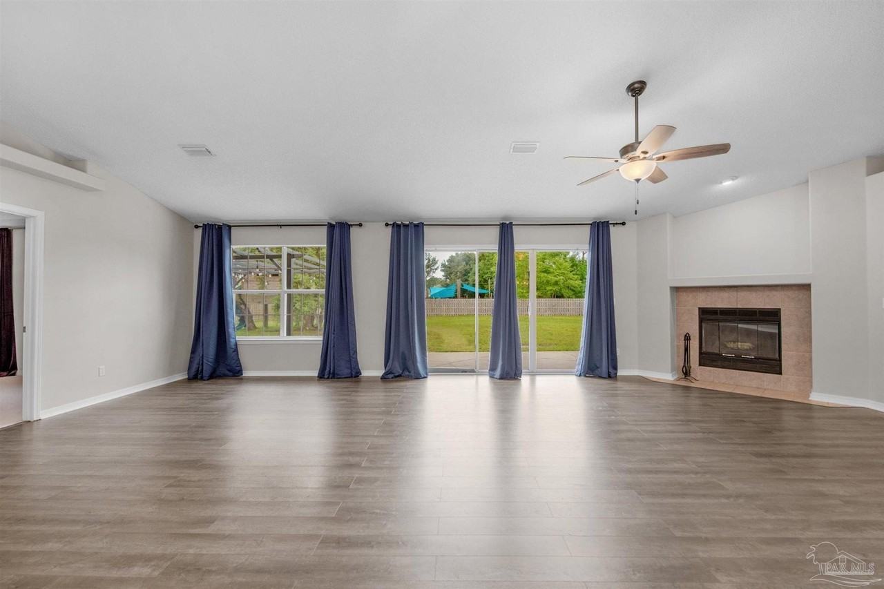 2081 Seagrape Dr - Photo 5 of 42