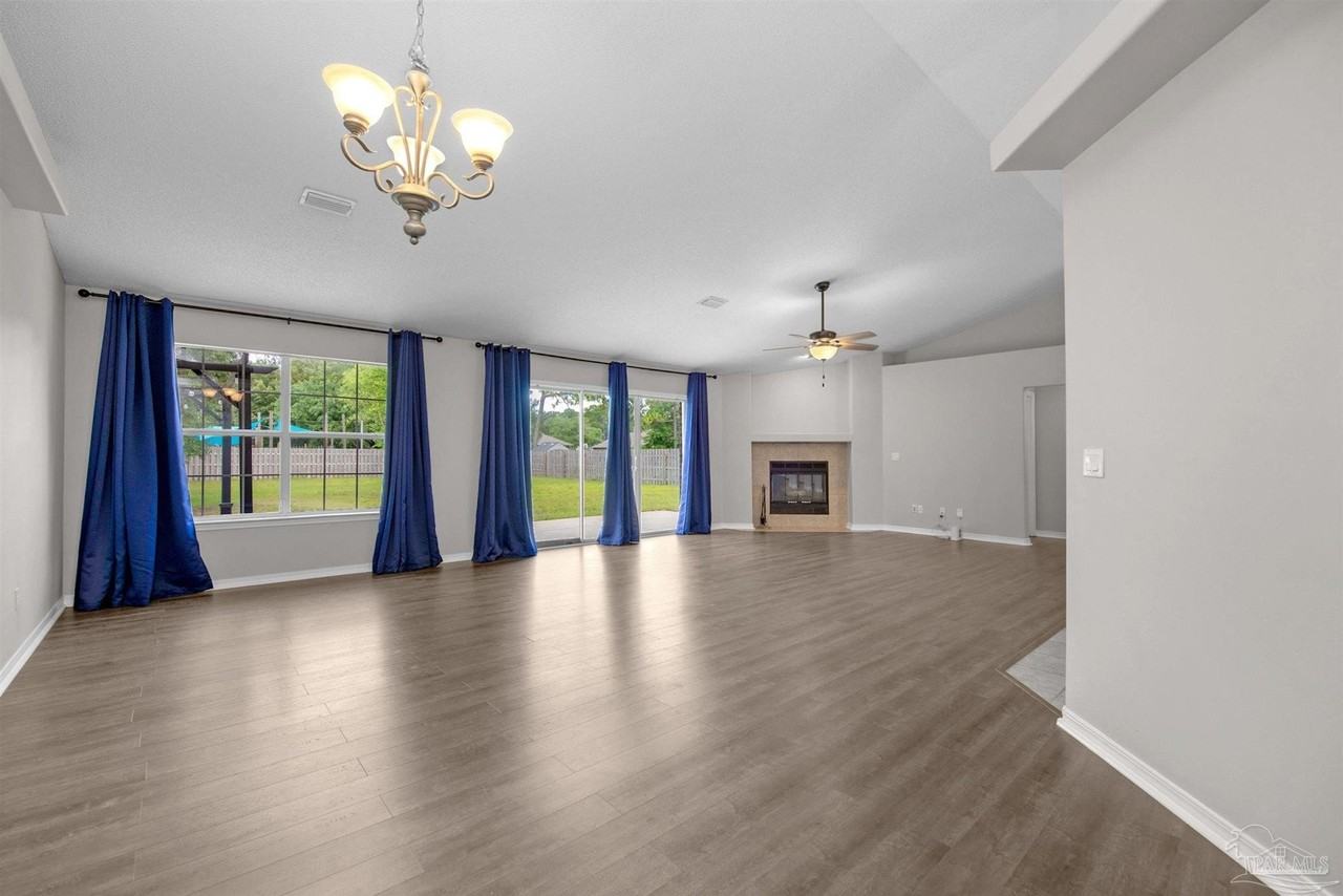2081 Seagrape Dr - Photo 6 of 42