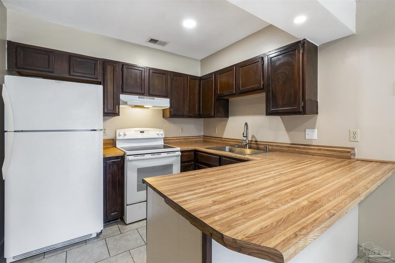 6366 W Fairfied Dr #C - Photo 3 of 22