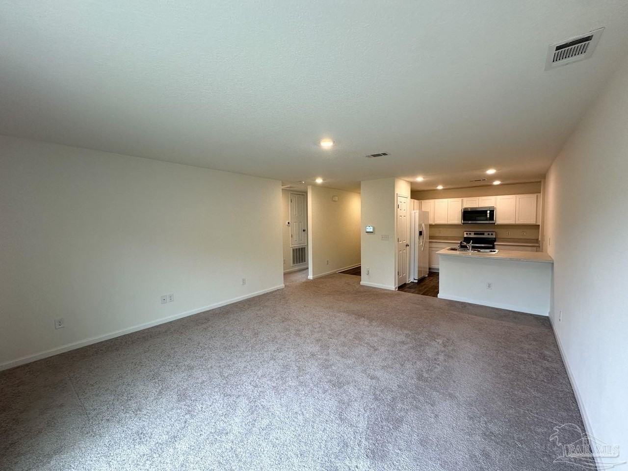 8727 Schooner Ln - Photo 3 of 18