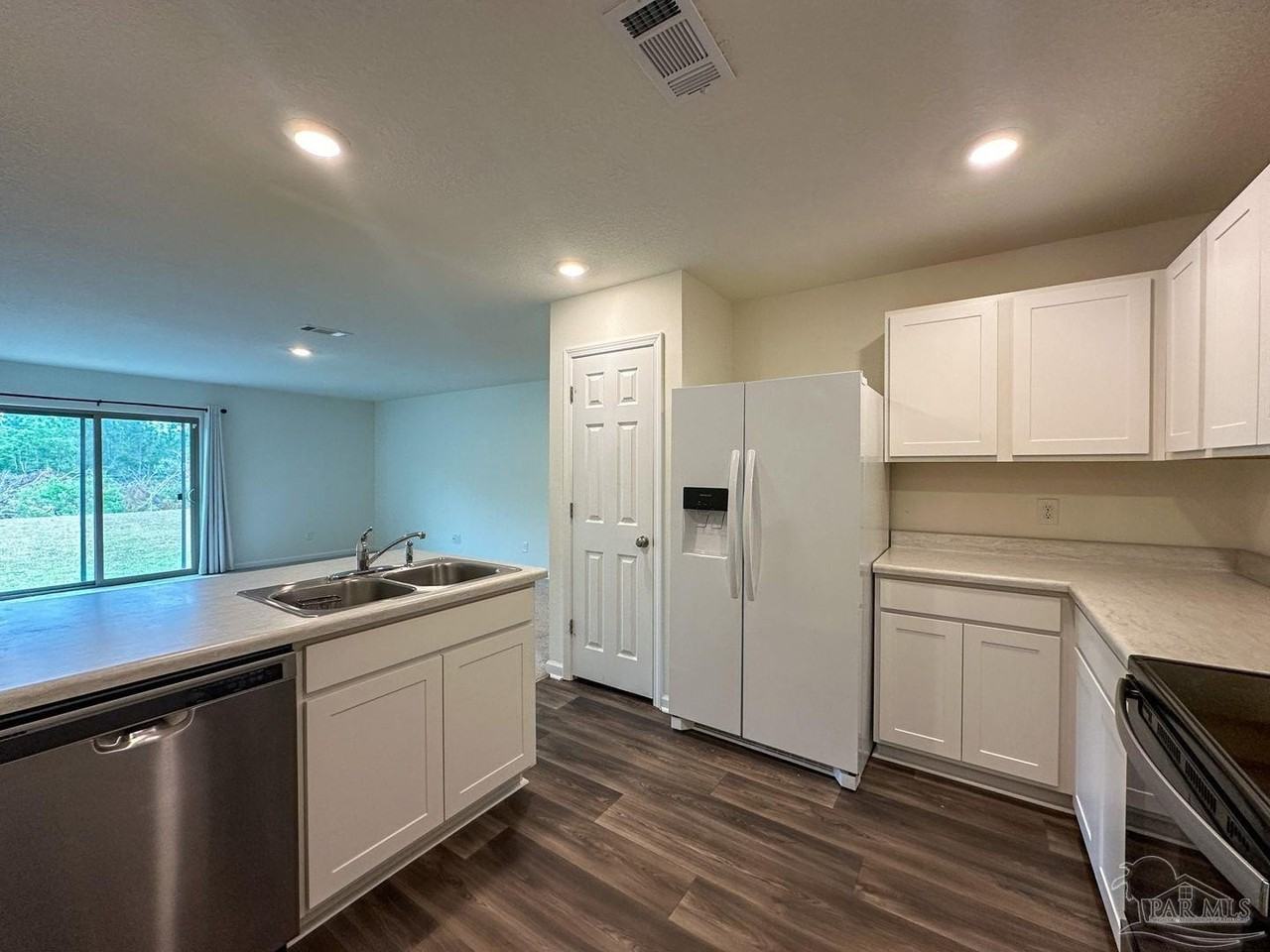 8727 Schooner Ln - Photo 6 of 18