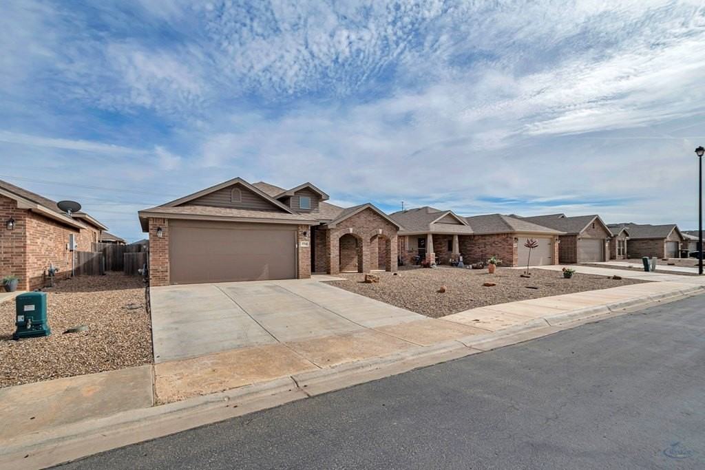 1708 Rattler Ln - Photo 3 of 40
