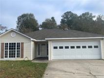 17 Lexington Cir - Photo 1 of 1