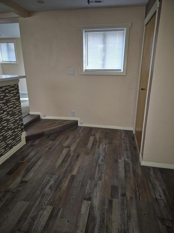 3116 Illinois Ave #1-2 - Photo 7 of 21