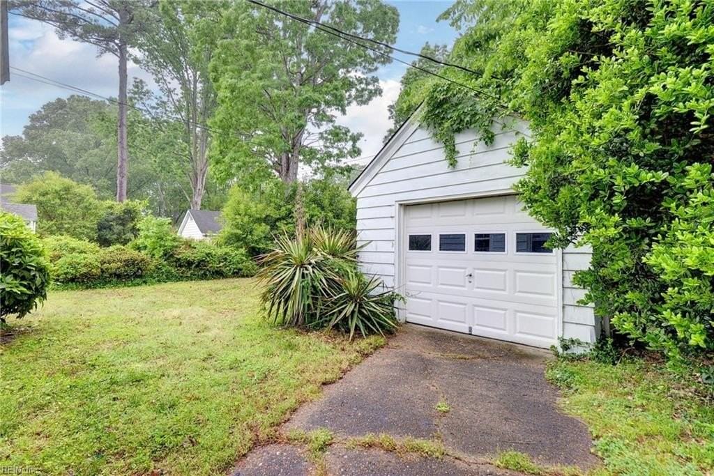 39 Westover Rd - Photo 4 of 26