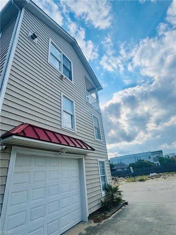 3720 Jefferson Blvd #B - Photo 3 of 3