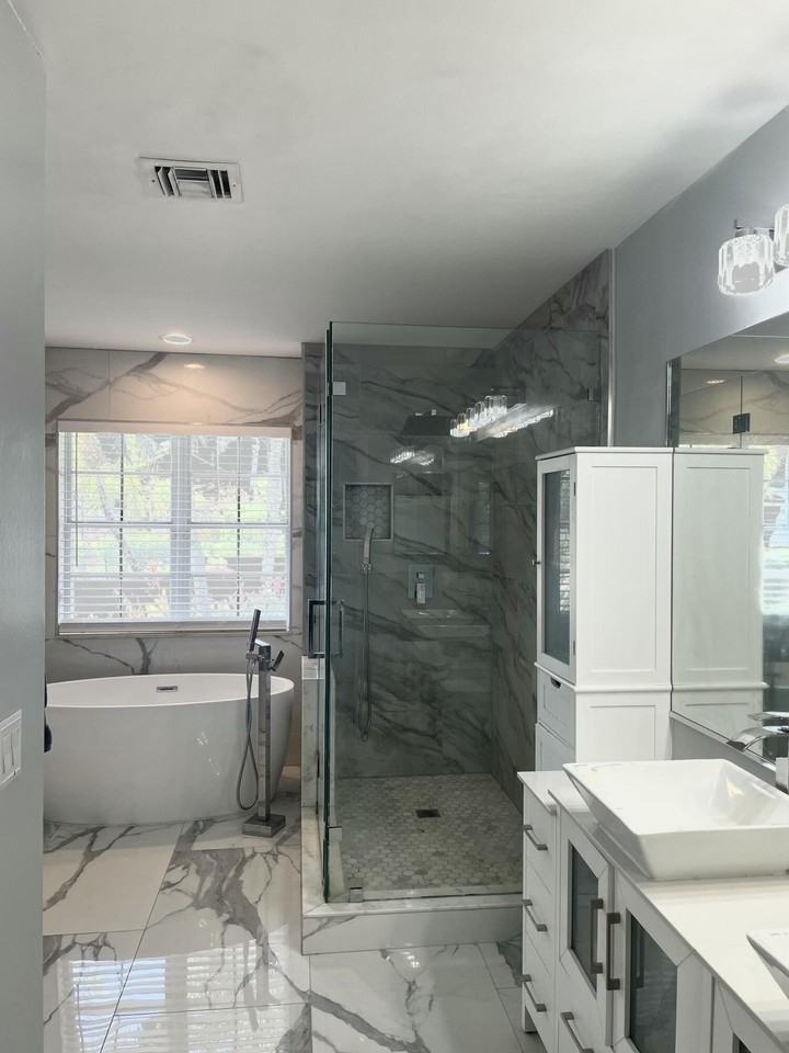 1236 Bayview Cir - Photo 4 of 5
