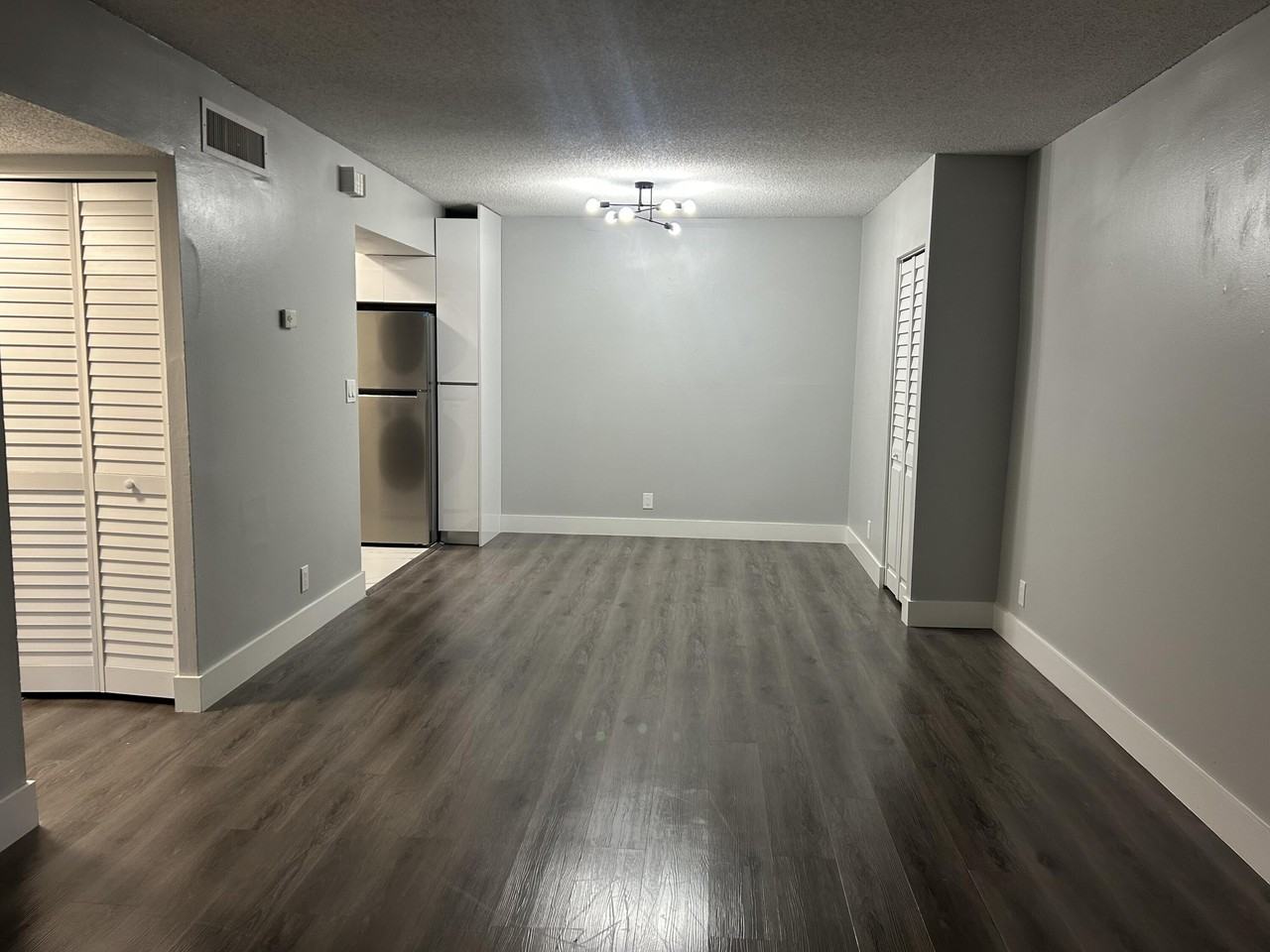 3250 Nw 84th Ave - Photo 3 of 10
