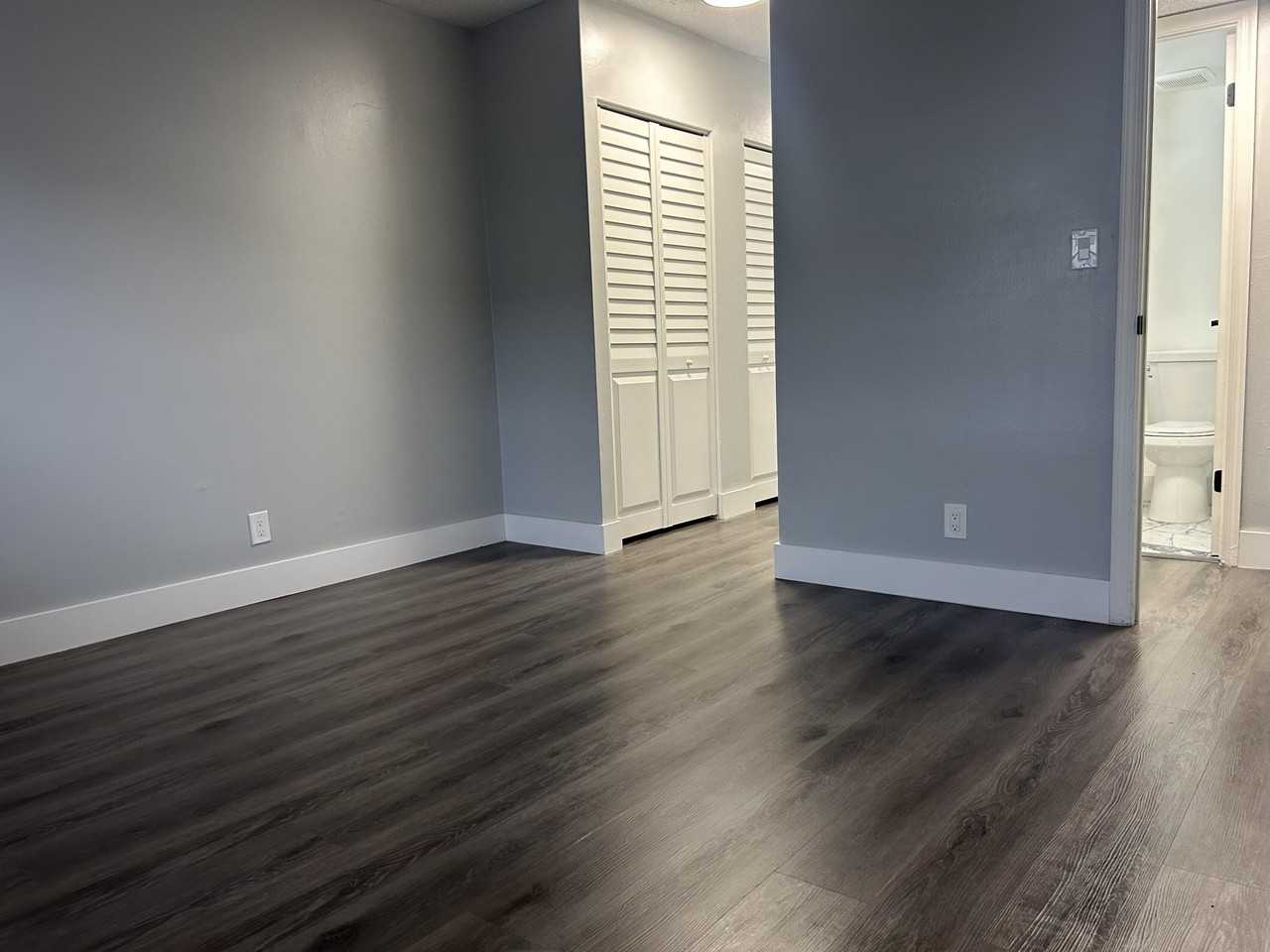3250 Nw 84th Ave - Photo 5 of 10