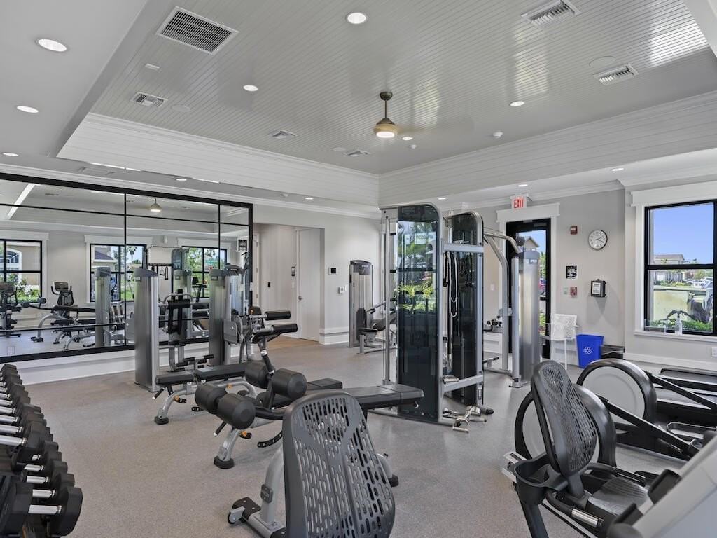 9945 E Villa Cir - Photo 4 of 33