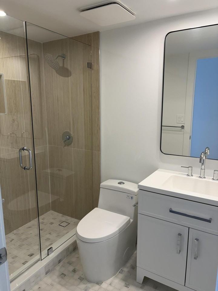 2404 Bridgewood Dr - Photo 6 of 10
