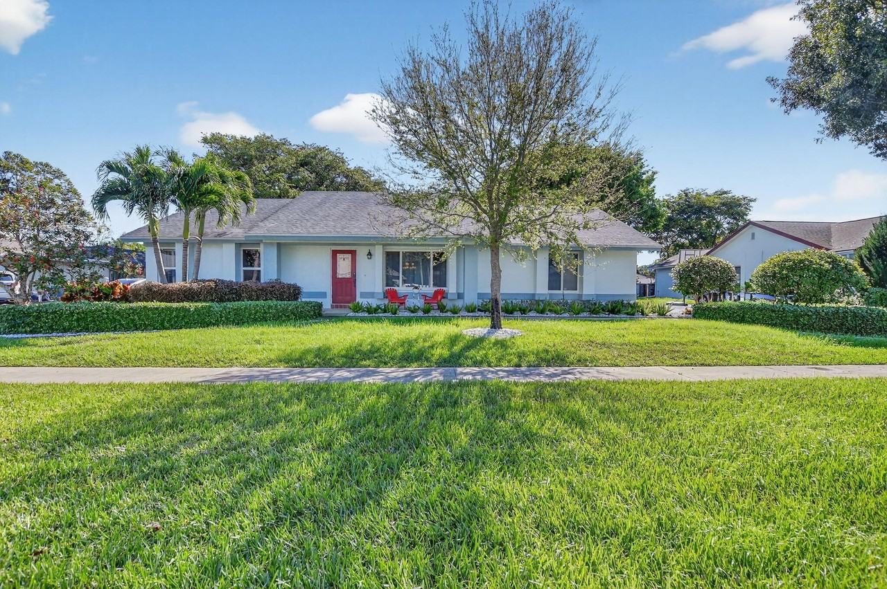 18298 102nd Way S - Photo 2 of 50