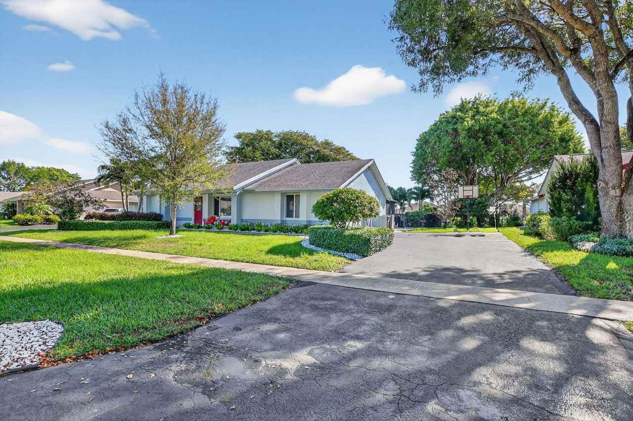 18298 102nd Way S - Photo 3 of 50
