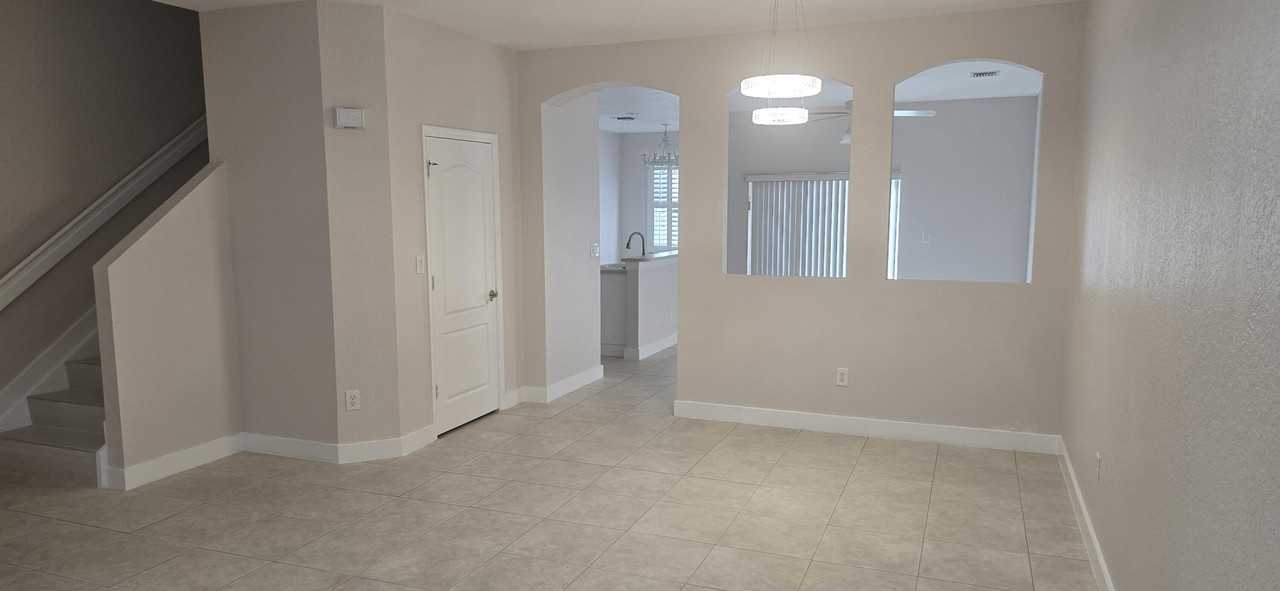 2919 Crestwood Ter #5103 - Photo 4 of 21
