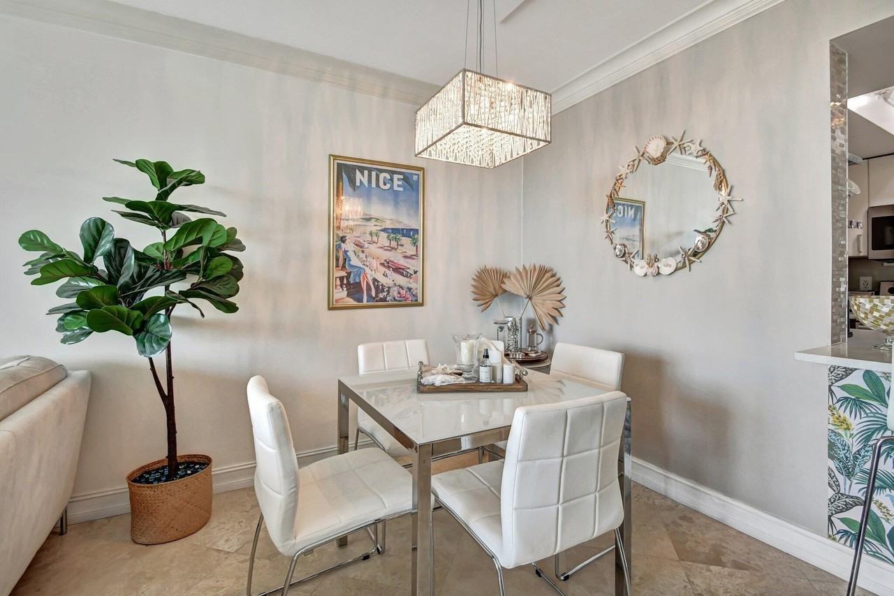 99 Se Mizner Blvd #823 - Photo 7 of 48