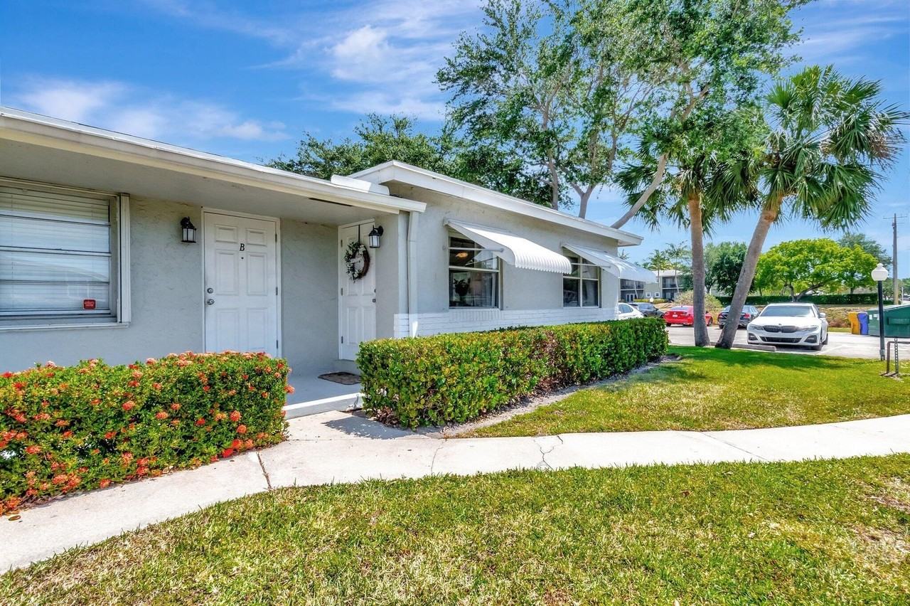 2305 Lowson Blvd #A - Photo 6 of 50