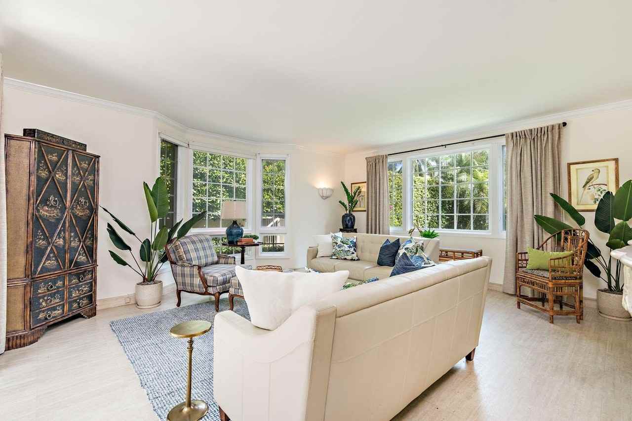 155 Peruvian Ave - Photo 7 of 23