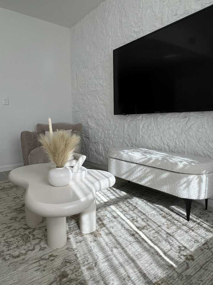2526 Pierce St #4 - Photo 5 of 11