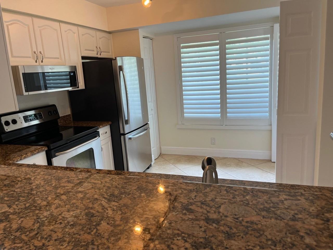 103 Yacht Club Way #101 - Photo 3 of 39