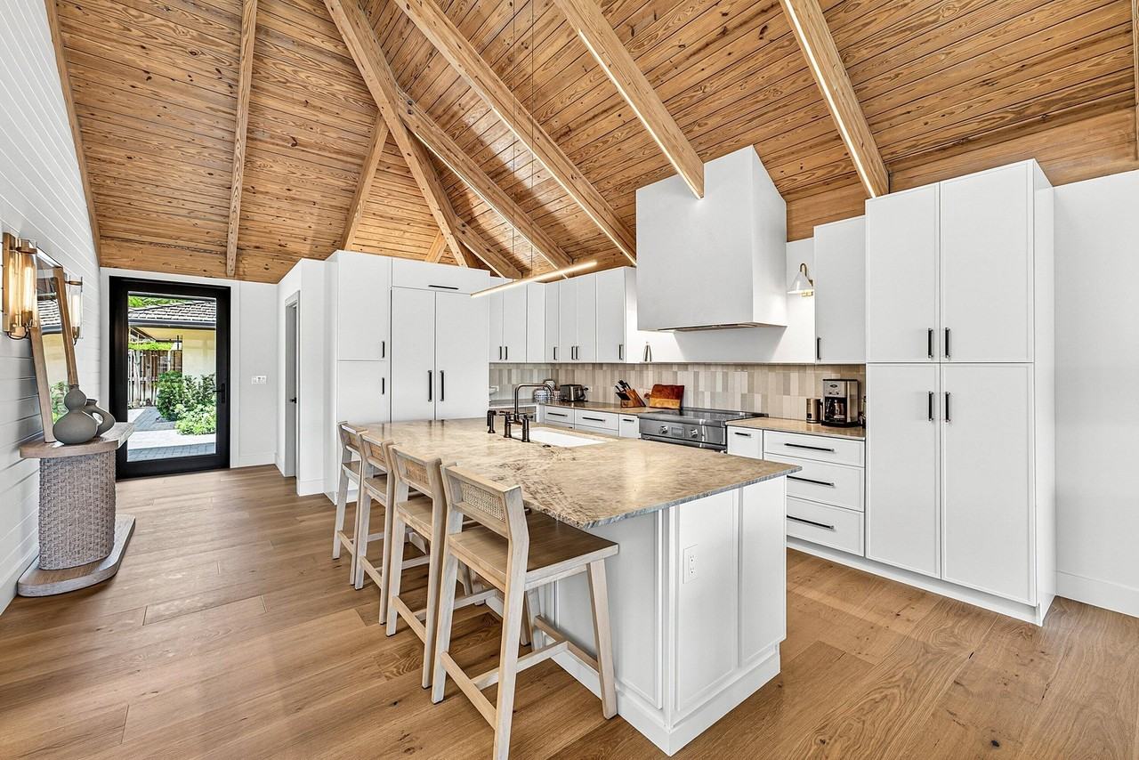11902 Tilden Pl - Photo 2 of 31