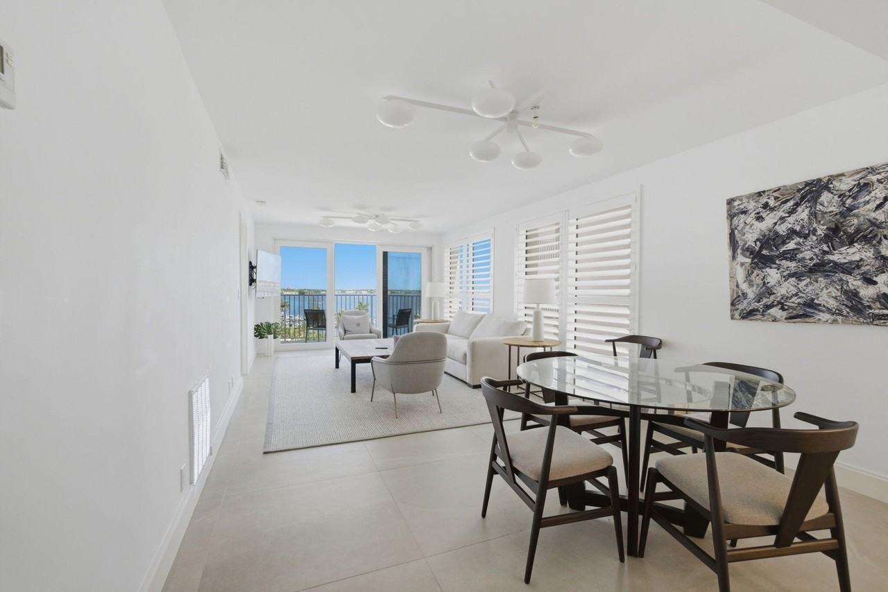 3901 S Flagler 804 Drive - Photo 4 of 12