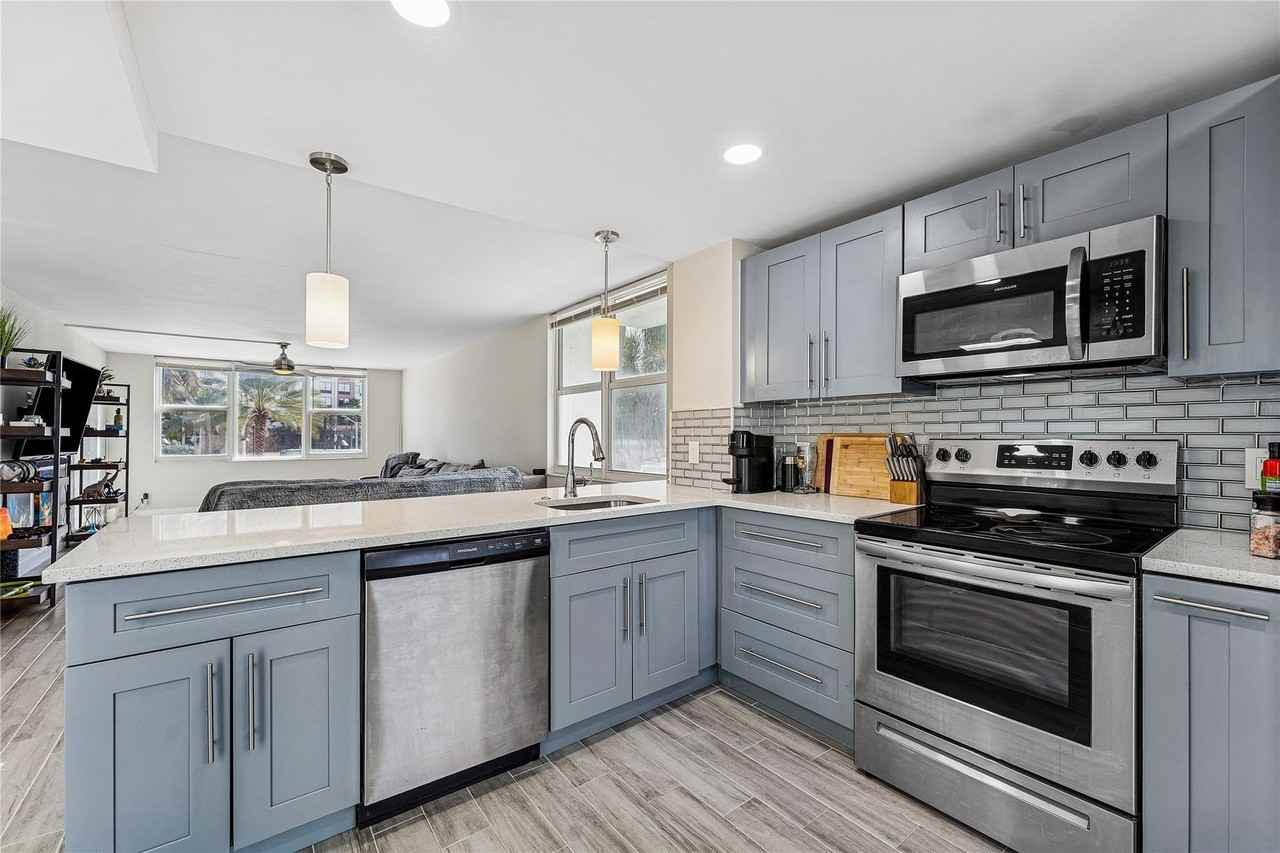 201 N Ocean Blvd #208