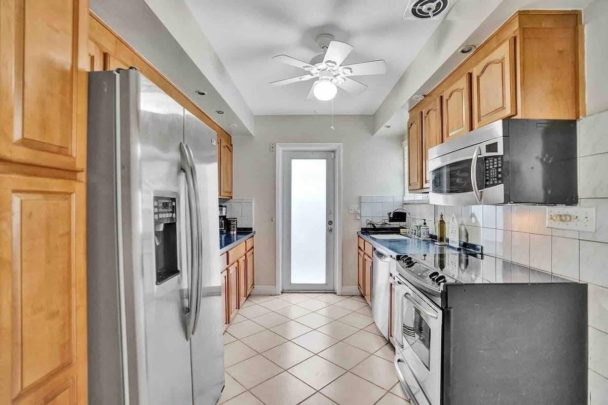 326 Walnut St - Photo 6 of 18