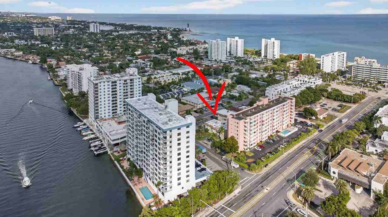 1450 N Riverside Dr #101