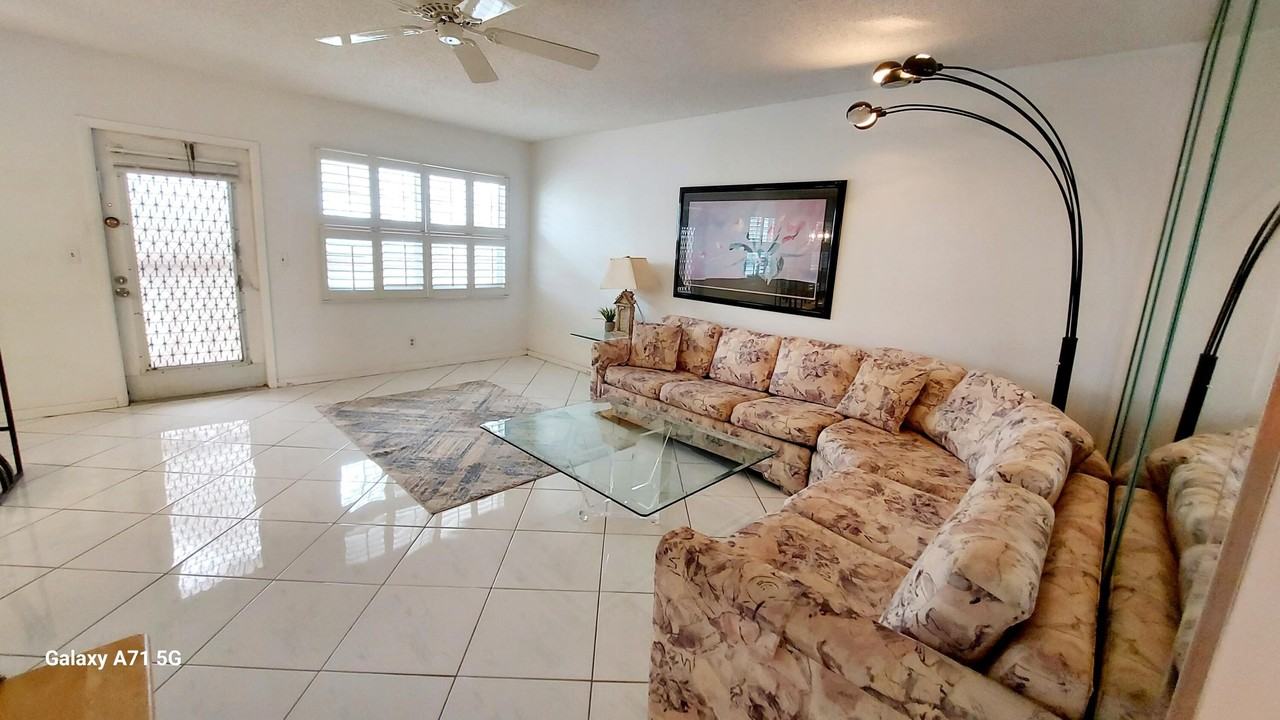 4079 Cornwall D #4079 - Photo 3 of 41