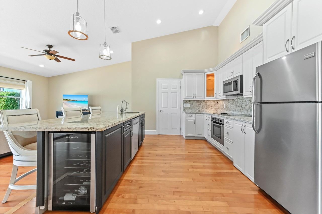 17309 Balboa Point Way - Photo 6 of 50