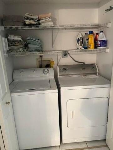 11234 Green Lake Dr #102 - Photo 3 of 14